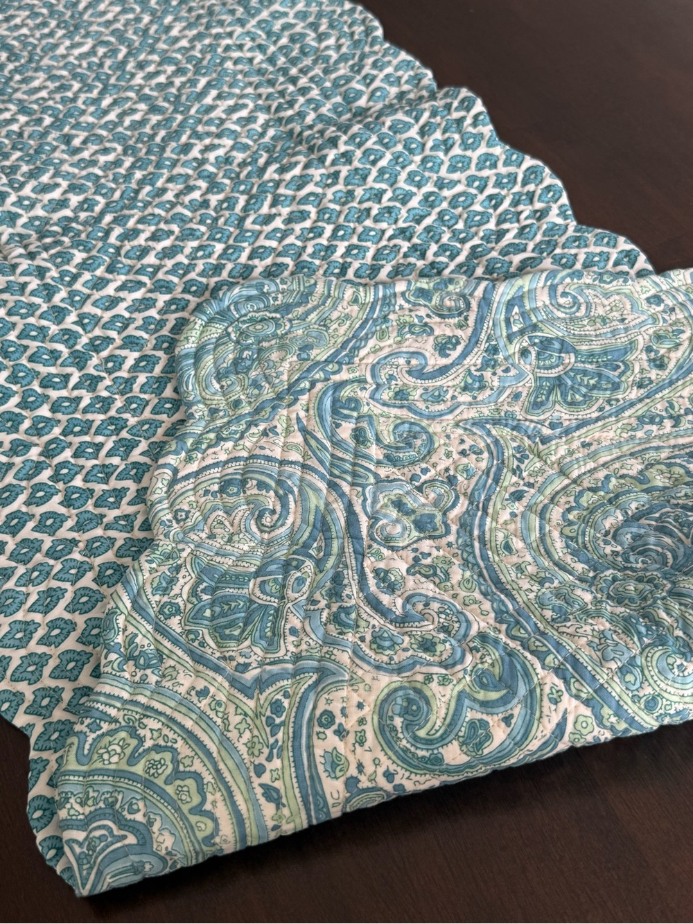 Reversible Quilted Blue Paisley Table Runner Scalloped Edge 14x52